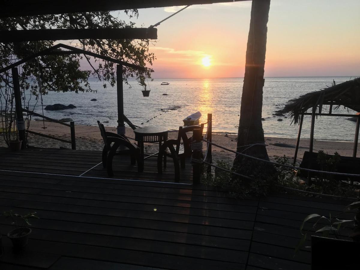 Melina Beach Resort Kampung Genting Kültér fotó